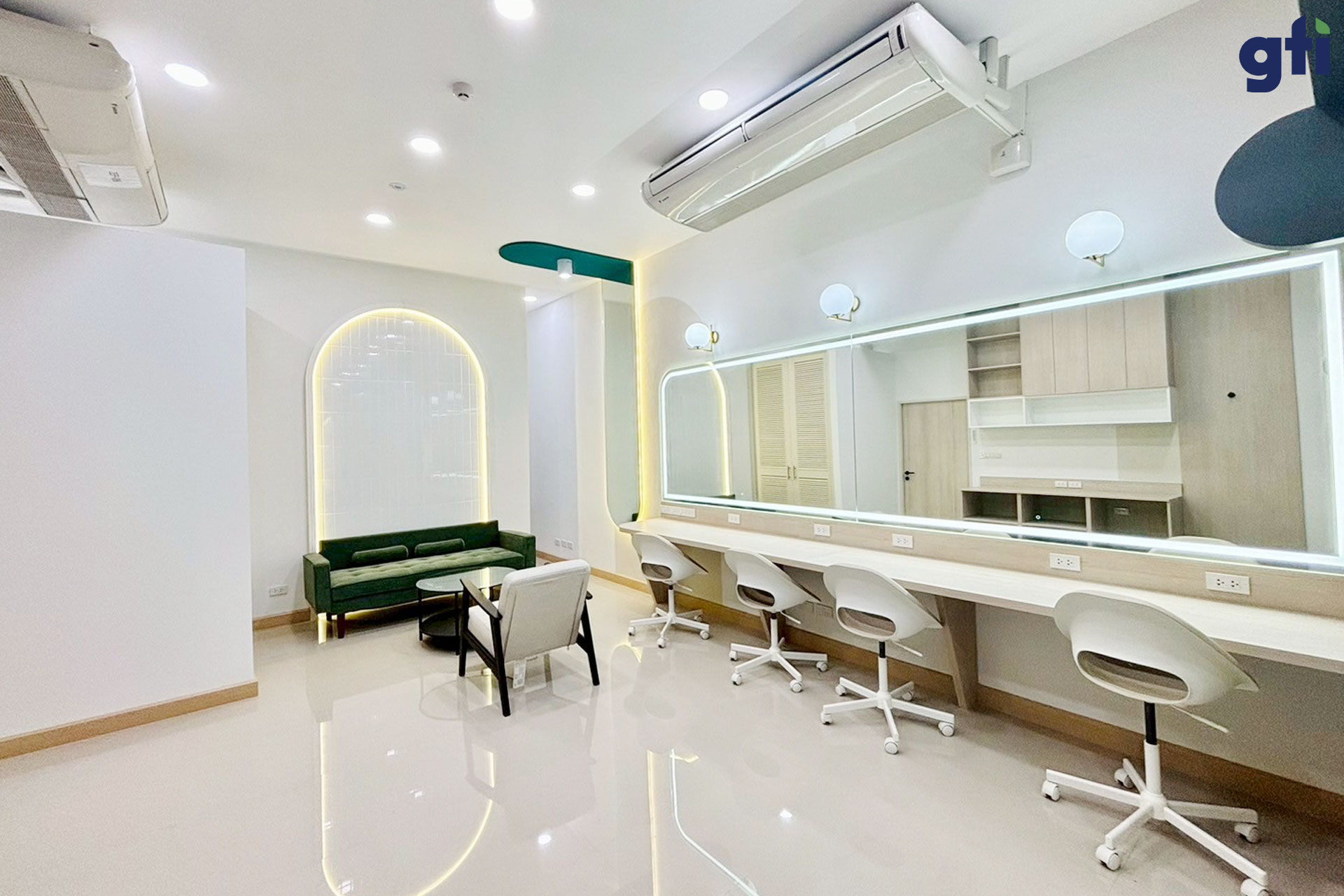 250417111720_ห้องเเต่งตัว002jpg.jpg