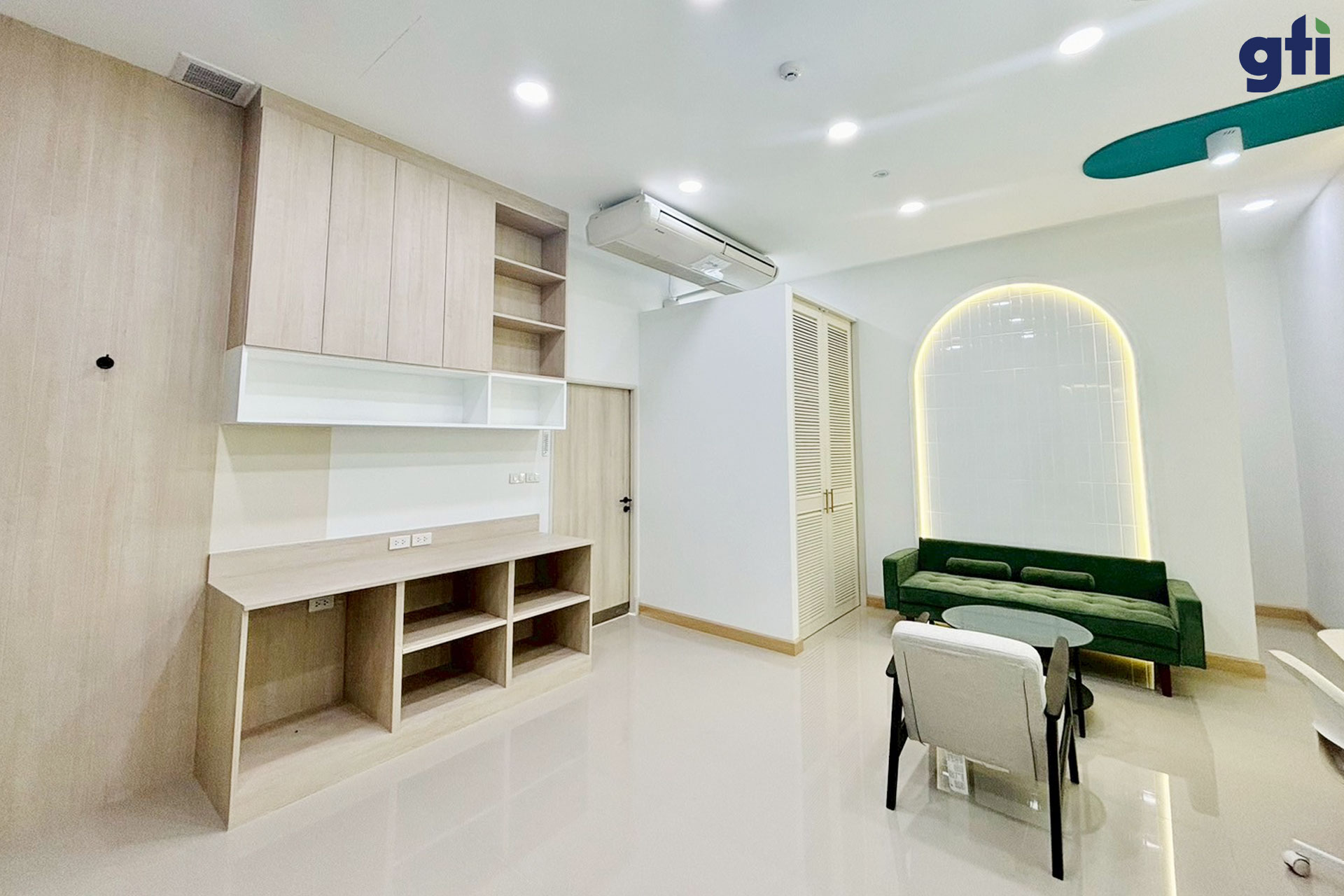 250417111804_ห้องเเต่งตัว005jpg.jpg